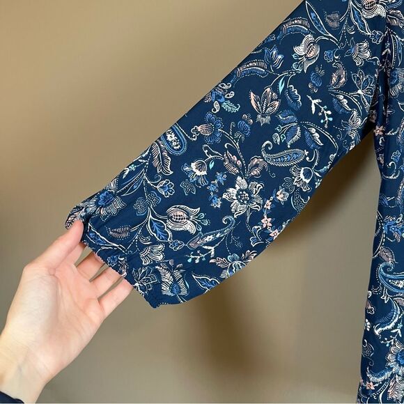 ✨ Papermoon Women’s Blue Floral Top Medium - Picture 4 of 10